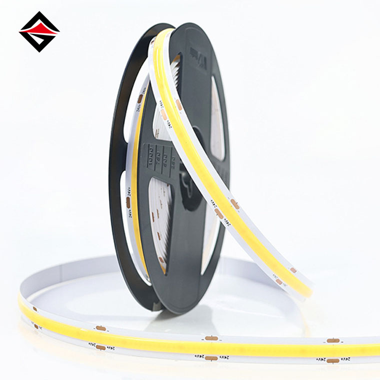 Zeintzuk dira Cob Strip-en alde eta kontra? Zergatik da hain ezaguna merkatuan?